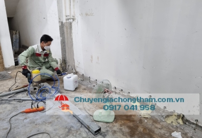 Bơm Pom chống thấm tầng nhà 266 Lê Văn Việt, Tp.Thủ Đức